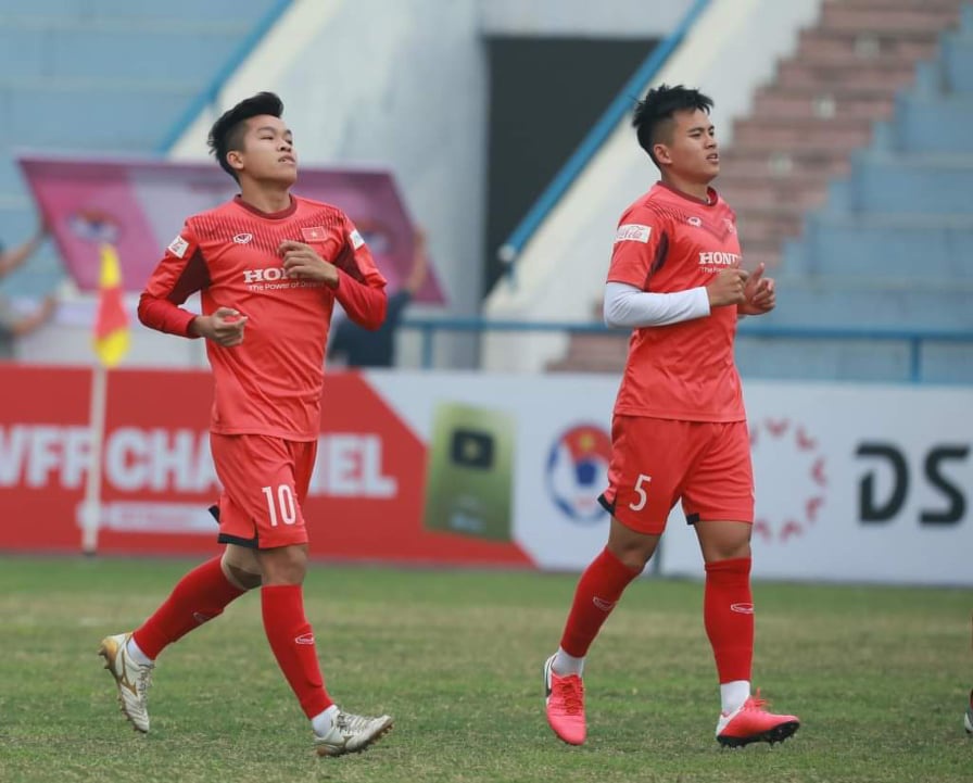 HLV Park Han Seo gạch tên "người thừa kế Quang Hải" chỉ sau 1 trận đấu