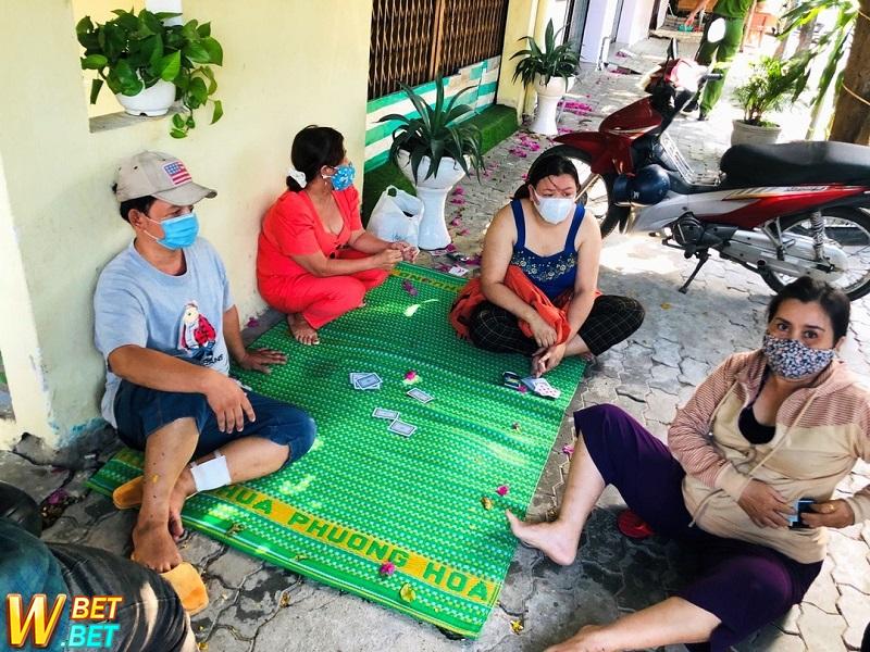 Đà Nẵng: Xử phạt 10 người đánh bạc trong đợt dịch COVID-19